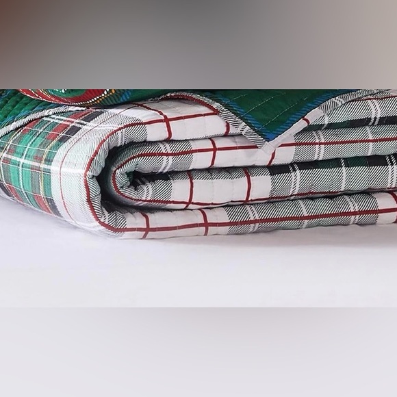 Levtex Home Spencer Plaid Green Reversible Quilt – King – New Without Tags - Picture 4 of 10
